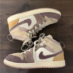 Air Jordan 1 Mid SE Craft Inside Out - Taupe Haze 2Y kids